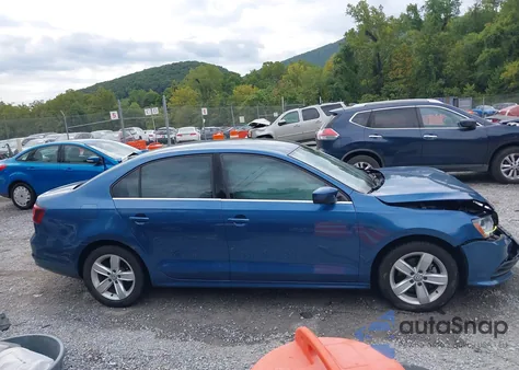 2017 Volkswagen Jetta S z USA, uszkodzony, nr VIN 3VW2B7AJ1HM281010